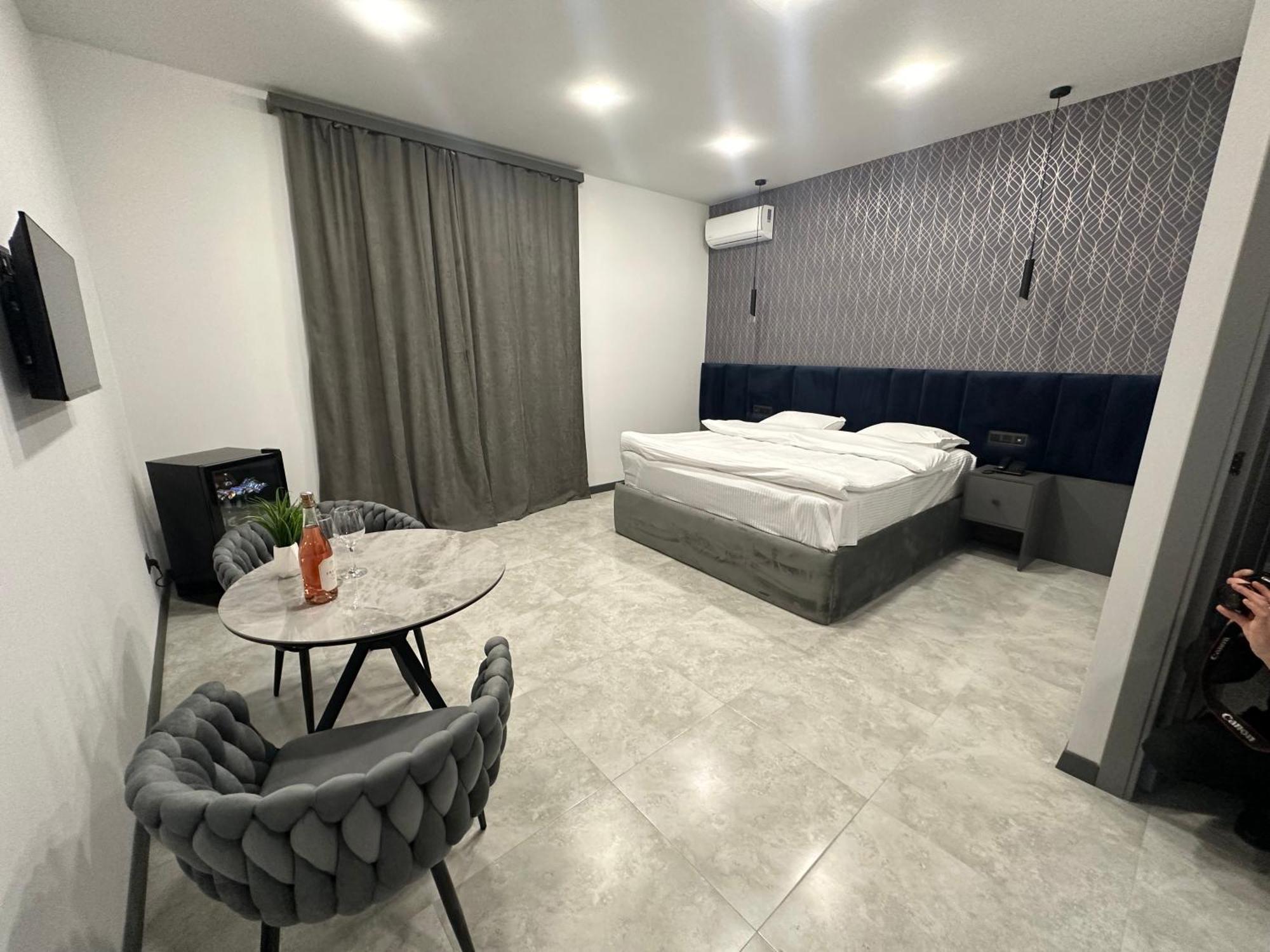 فندق Lux Plaza P'arak'ar المظهر الخارجي الصورة