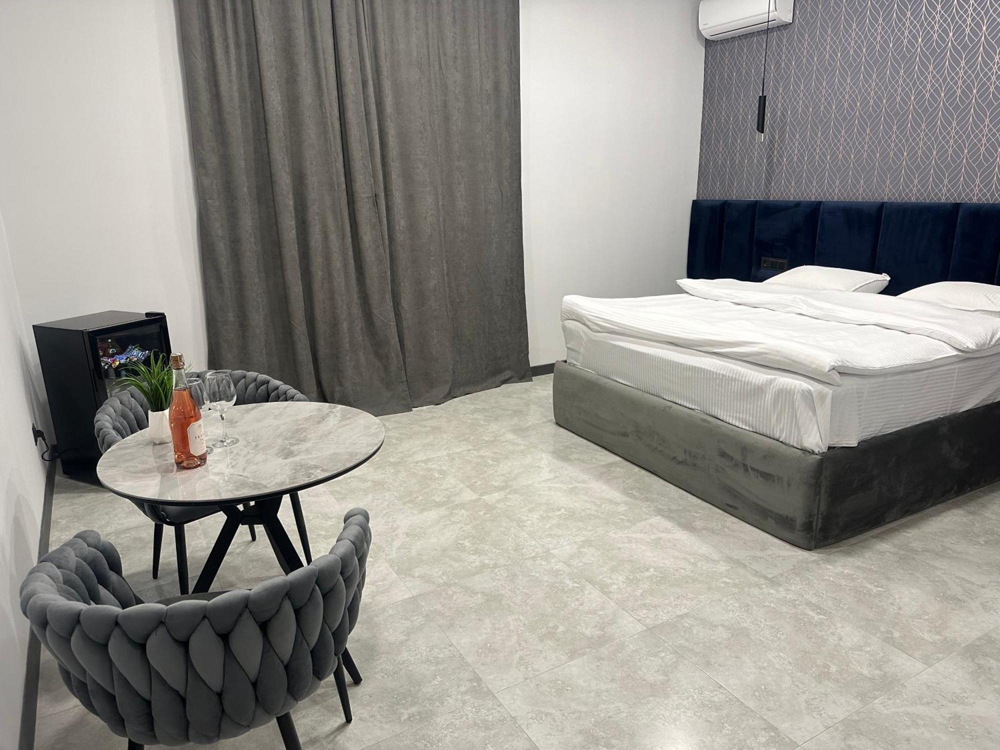 فندق Lux Plaza P'arak'ar المظهر الخارجي الصورة